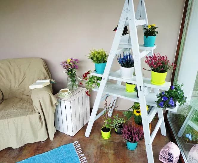 Jak zrobić kwietnik drewniany drabinkę: Prosty poradnik DIY